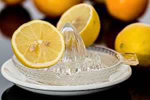 lemon-juice lemon-juice